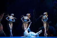 「K-BALLET TOKYO Autumn Tour 2024『マーメイド』」東京公演より。(c)Yoshitomo Okuda