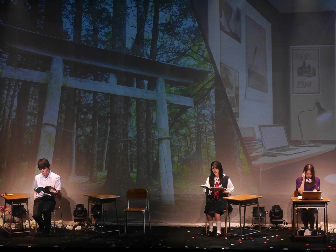 「朗読劇『青野くんに触りたいから死にたい』presented by eeo Stage」より。