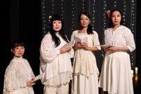 青☆組「青色文庫 -其五、夜長月の童話集-」より。（撮影：伊藤華織）