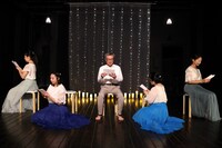 青☆組「青色文庫 -其五、夜長月の童話集-」より。（撮影：伊藤華織）