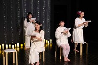 青☆組「青色文庫 -其五、夜長月の童話集-」より。（撮影：伊藤華織）