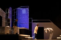 舞台「甘美なる誘拐」より。