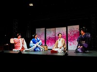 東京芸術祭 2024 東京芸術劇場 Presents 木ノ下歌舞伎「三人吉三廓初買」（第一幕）より。（撮影：細野晋司）