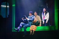 「ミュージカル『七色いんこ』」より。（撮影：佐藤薫）