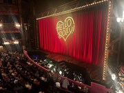 音楽・踊りが頭から離れない…ミュージカル「ハロー・ドーリー！」の魅力を深掘りします！