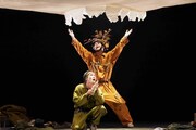モチロンプロデュース「ボクの穴、彼の穴。W」井之脇海×上川周作のボクチームによる公演の様子。(撮影:田中亜紀)