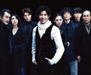 彩の国さいたま芸術劇場開館30周年記念 彩の国シェイクスピア・シリーズ2nd Vol.1「ハムレット」ポスタービジュアル（撮影：西村淳）