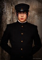 牧島輝扮するゼラ。