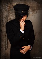 芳村宗治郎扮するカネダ。