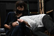 劇団俳優座 No.357「セチュアンの善人」稽古の様子。