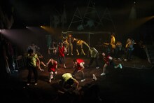 南極ゴジラ 第6回本公演「バード・バーダー・バーデスト」より。