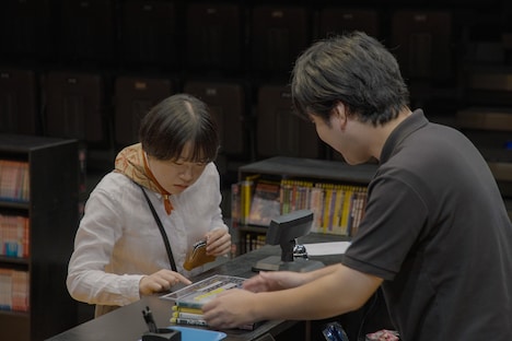 ダウ90000 第6回演劇公演『旅館じゃないんだからさ』」より。