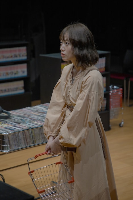 ダウ90000 第6回演劇公演『旅館じゃないんだからさ』」より。