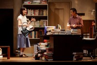 ウォーキング・スタッフ プロデュース「舞台版 嫌われる勇気」より。（撮影：武藤奈緒美）