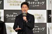 「サークル・オブ・ライフ」をアカペラで歌い上げる尾上右近。
