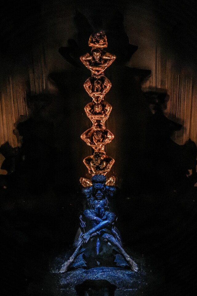 「Mirage [transitory]」より。（Photo by Yoshikazu Inoue）