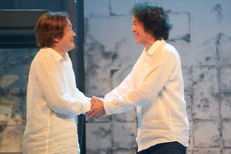 スタジオライフ「ヴェローナの二紳士」より。(撮影:保坂萌)