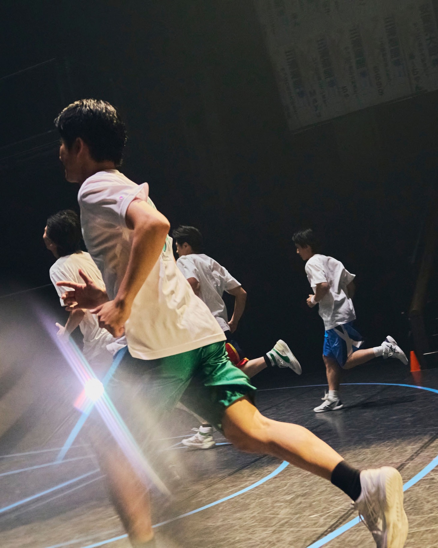 Uzume 第12回公演「『あの春は、いつまでも青い』-永南高校バスケットボール部-」より。