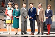 左から松井愛莉、高岡早紀、忍成修吾、髙地優吾、羽場裕一、岡本玲。