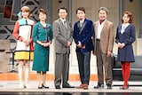 左から松井愛莉、高岡早紀、忍成修吾、髙地優吾、羽場裕一、岡本玲。
