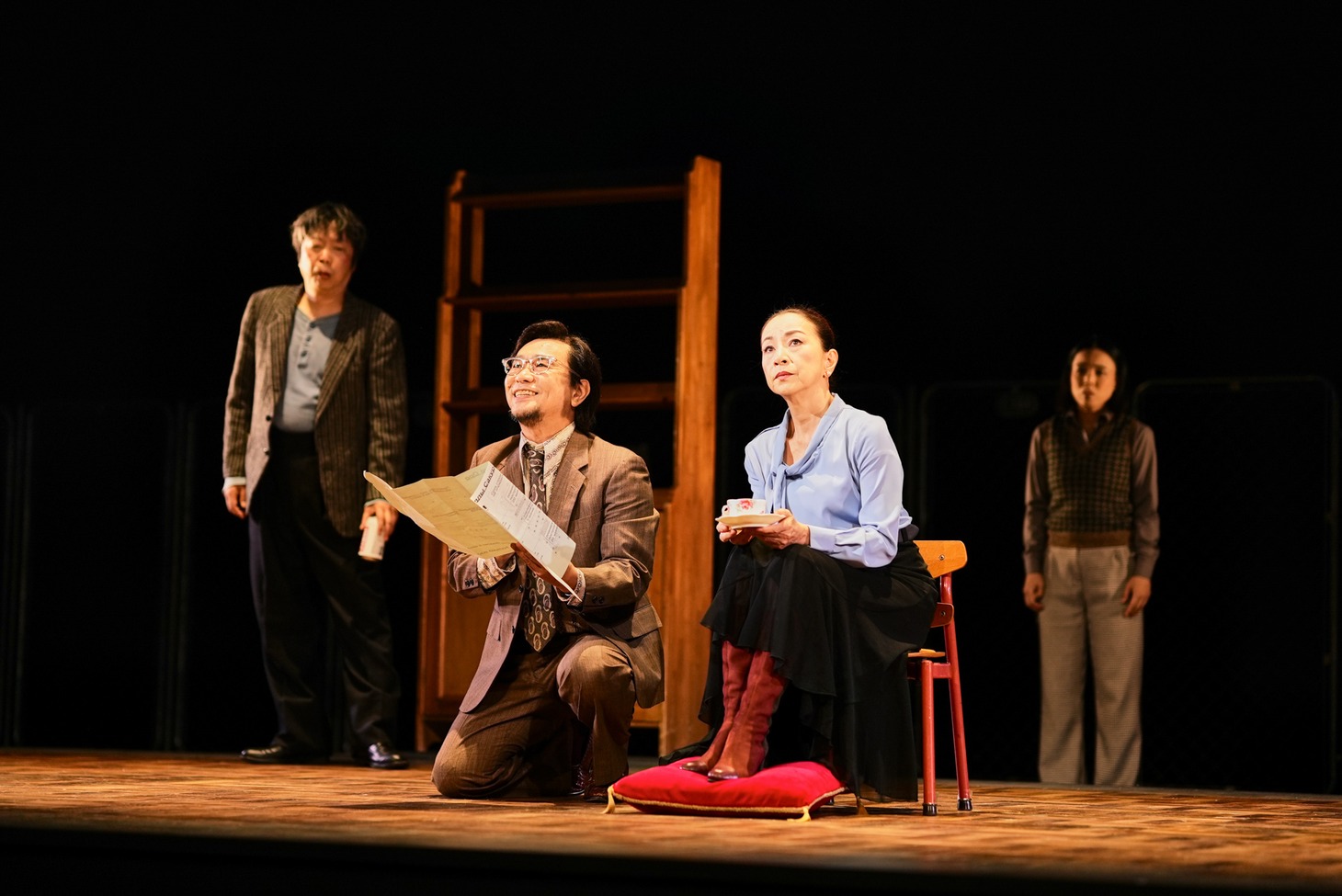 「桜の園」より。（2023年製作：パルコ / 撮影：細野晋司）