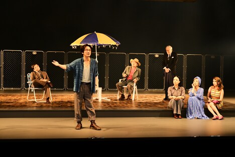 「桜の園」より。（2023年製作：パルコ / 撮影：細野晋司）