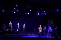 ミュージカル「燃ゆる暗闇にて」より。(c)岩田えり／ミュージカル『燃ゆる暗闇にて』製作委員会