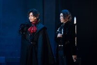 舞台「黄昏の王」より。