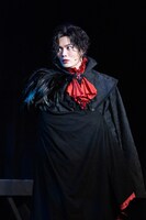 舞台「黄昏の王」より。