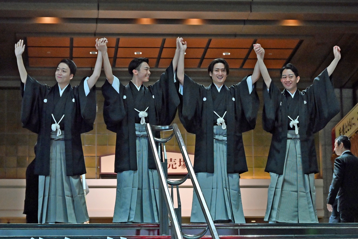 左から中村米吉、市川團子、中村隼人、中村壱太郎。