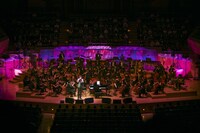 「城田優 25th Anniversary Orchestra Concert ～featuring Naoya Iwaki」より。（Photo by Makoto Kamiya）