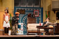 「裸足で散歩」より。（撮影：岡千里）