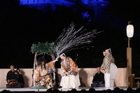 「大阪城西の丸薪能2024」より。