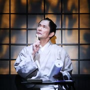 果てしない旅が始まる!内野聖陽の“ほぼ一人芝居”、こまつ座「芭蕉通夜舟」開幕