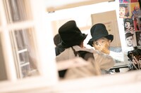 「木梨アート大サーカス展」ビジュアルメイキングの様子。