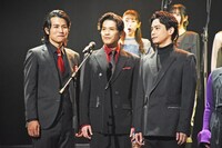 左から岩橋大、木内健人、小林唯。