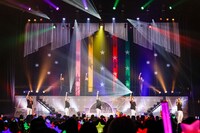 「“一番星”解散LIVE『LAST LAST SHINING RAY』」より。（撮影：小境勝巳、冨田味我）