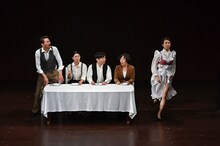 MODE「さようなら、シュルツ先生」より。（撮影：益永葉）