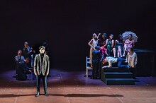 MODE「さようなら、シュルツ先生」より。（撮影：益永葉）