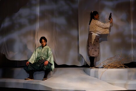 「羽州の狐」より。（撮影：岸隆子）