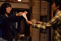 中野坂上デーモンズ「かみ」より。（撮影：星ヒナコ）