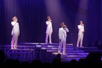 「LE VELVETS CONCERT TOUR 2024 VIVERE～彩りの未来へ～」より。