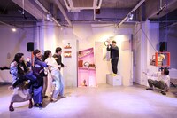 明日のアー本公演 vol.10「整理と整頓と」より。（撮影：明田川志保）