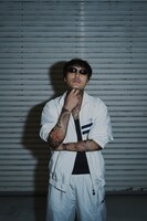 出展アーティストのTSUGE。