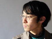 出展アーティストの
岡本健作。