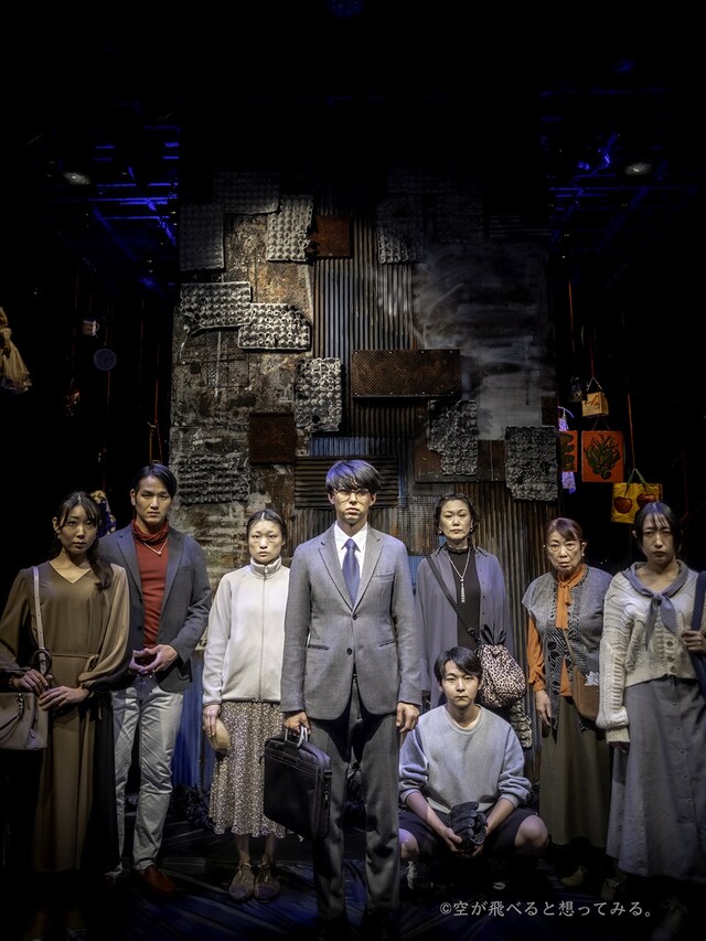 「Oi-SCALE『阻む壁』」より。（撮影：空が飛べると想ってみる。）