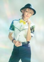 赤澤燈扮する三好一成。