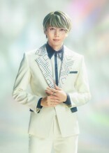 染谷俊之扮する卯木千景。