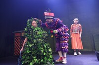 壱劇屋本公演 大阪東京ツアー「トモダチガーデン」東京公演より。（撮影：河西沙織）