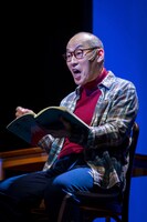 「リーディングアクト『一富士茄子牛焦げルギー』2024年上演版」より。（撮影：須佐一心）